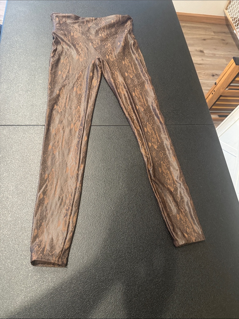 SPANX Brown Snake Print High-Waist Leggings Large